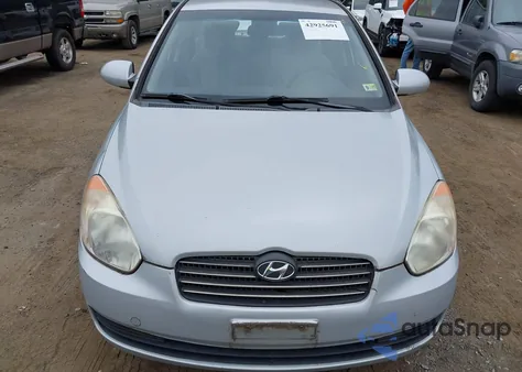 2009 Hyundai Accent Gls z USA, uszkodzony, nr VIN KMHCN46C39U319417